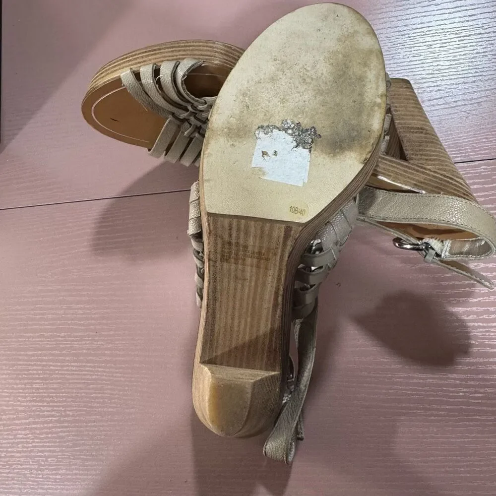 Banana Republic Wooden Platform Sandals Size 10